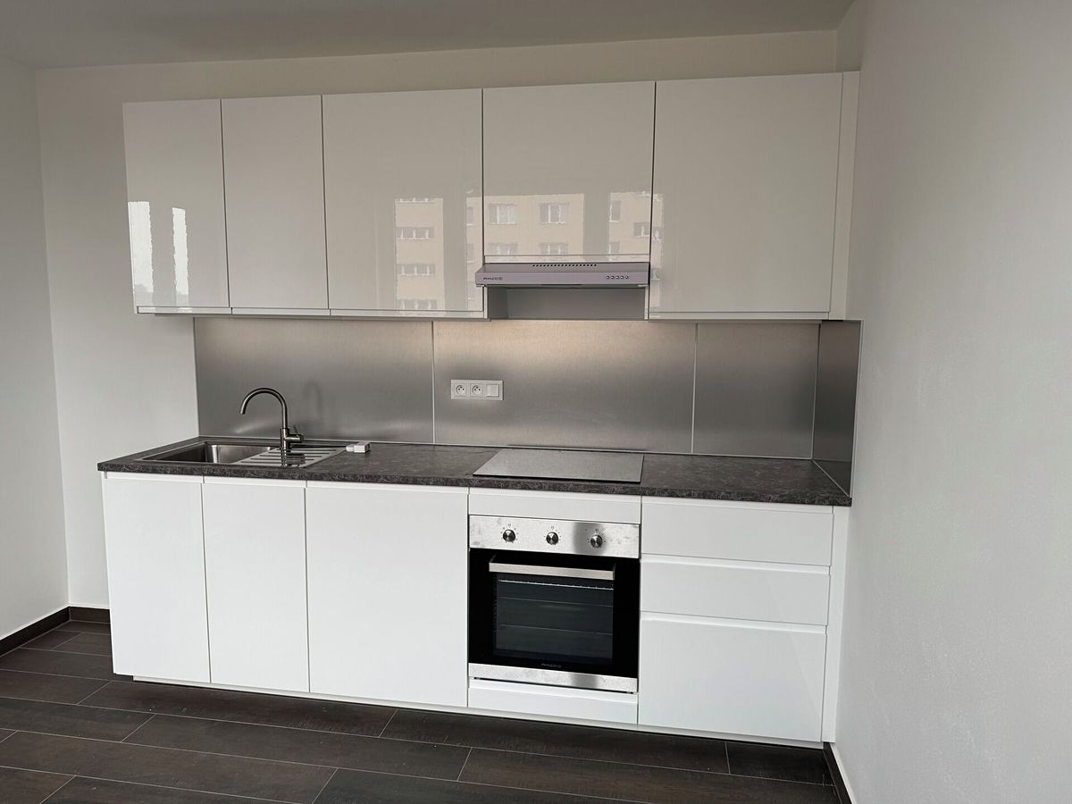Pronájem bytu 1+1 34 m² – fotografie 4