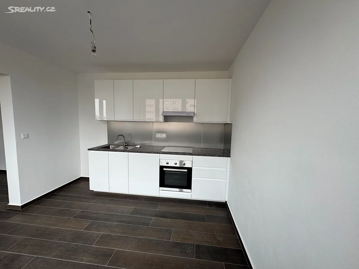 Pronájem bytu 1+1 34 m² - Widok 6