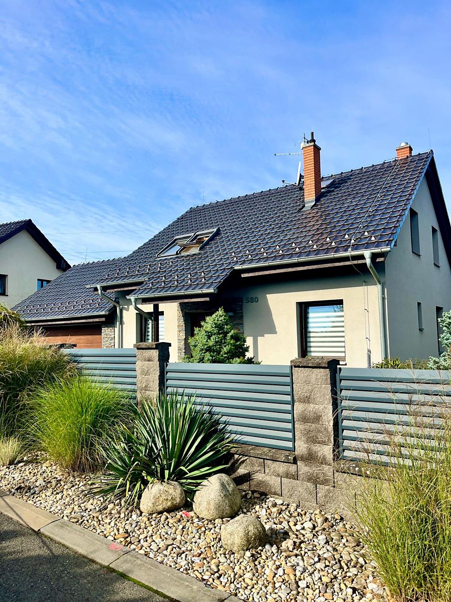Prodej rodinného domu 166 m², pozemek 1100 m²