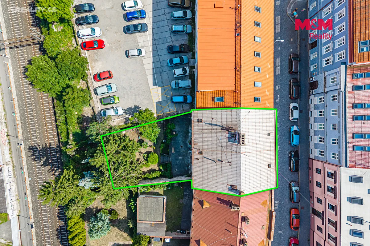 Prodej rodinného domu 230 m², pozemek 524 m² – pohled 3