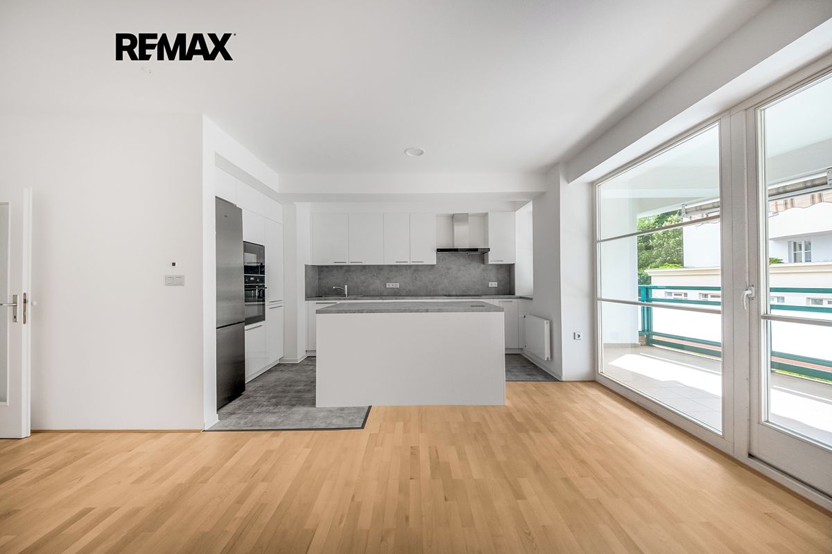 Pronájem bytu 4+kk 96 m²