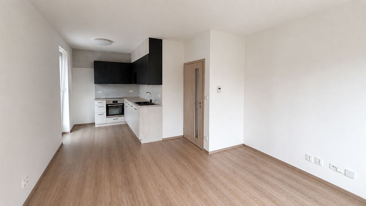 Pronájem bytu 2+kk 52 m² – fotografie 2