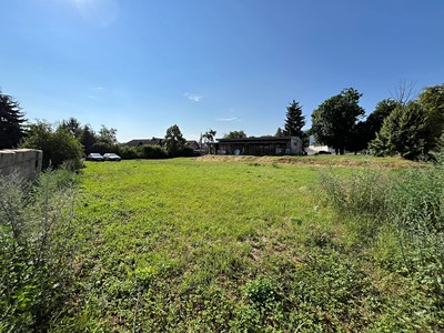 Prodej  stavebního pozemku 2 200 m²