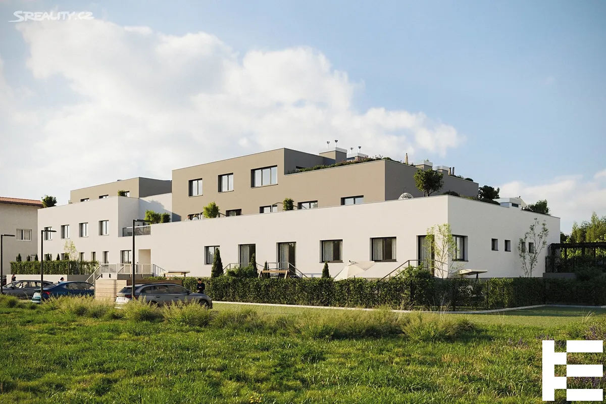 Prodej garážového stání 14 m² – další