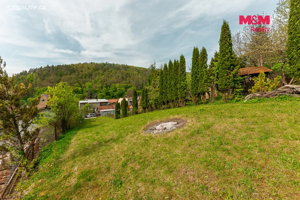 Prodej stavebního pozemku 1214 m² – pohled 4