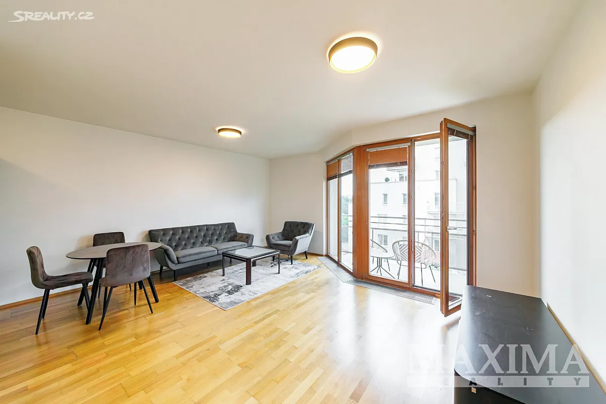 Pronájem bytu 2+kk 63 m²