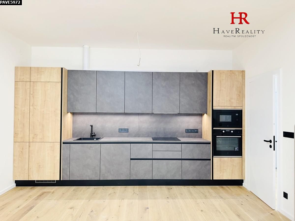 Pronájem bytu 2+kk 77 m²