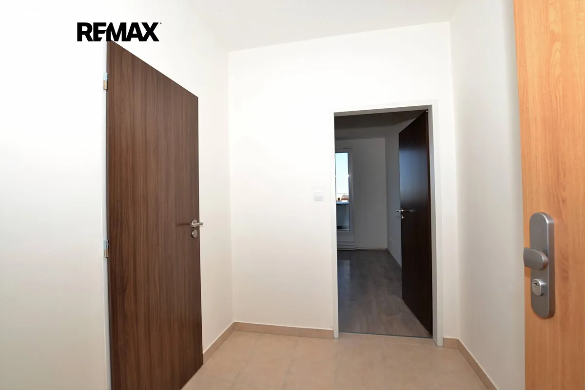 Pronájem bytu 1+kk 23 m² – další