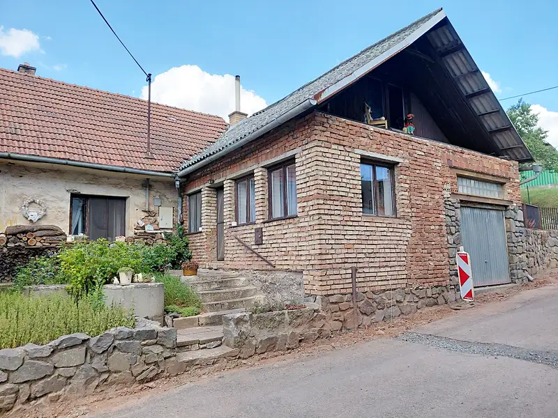 Prodej chalupy 120 m², pozemek 372 m², Jaroměřice – náhled fotky 1