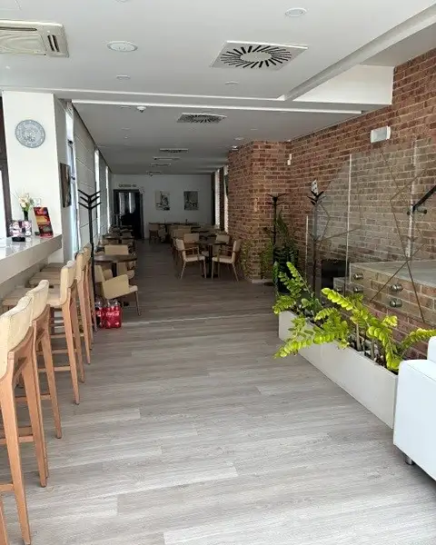 Pronájem komerční nemovitosti 256 m², Uherské Hradiště – náhled fotky 2