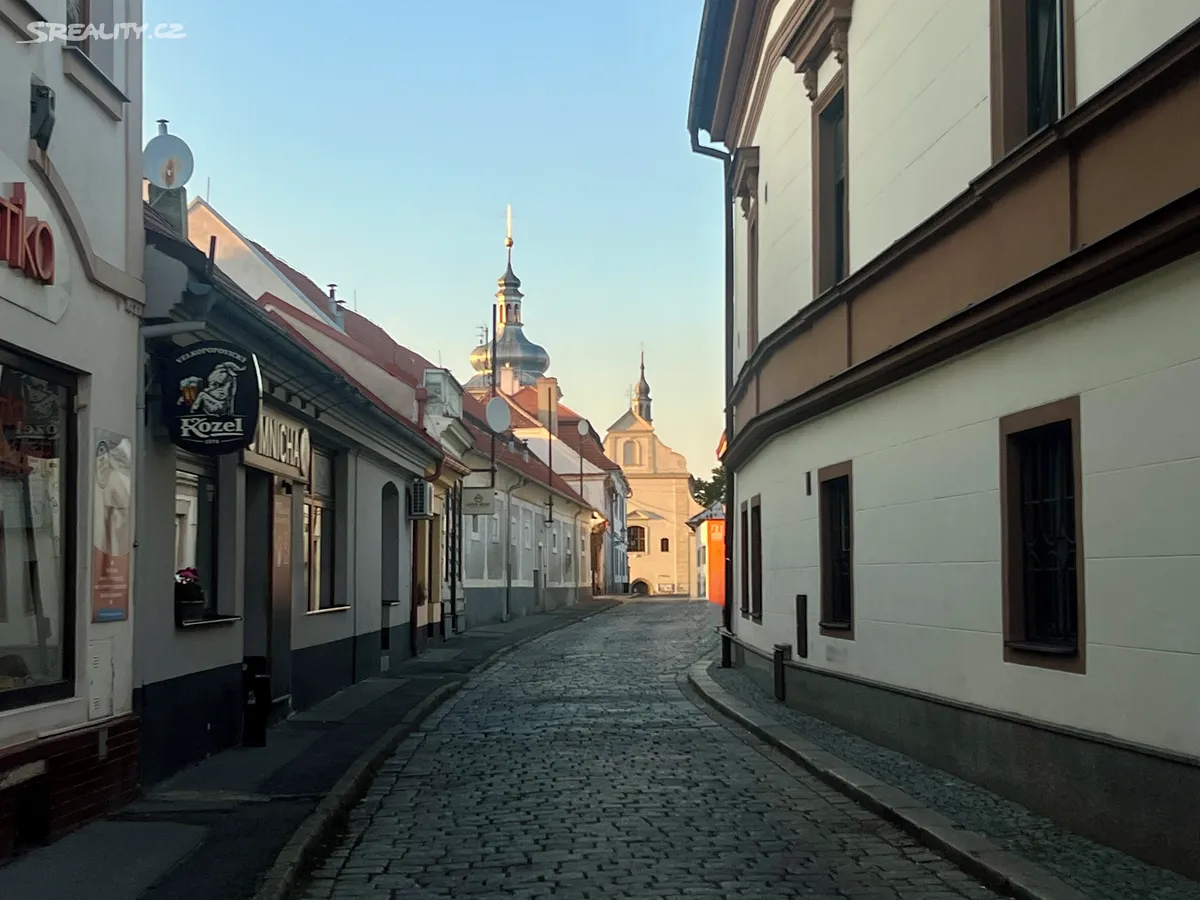 Pronájem bytu 2+kk 39 m² – pohled 2