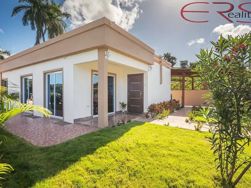 Prodej vily 105 m², pozemek 396 m², Imbert – náhled fotky 1