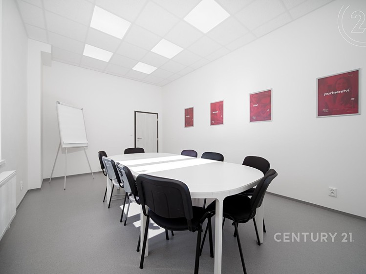 Pronájem komerčního prostoru, 60 m² (6 z 12)