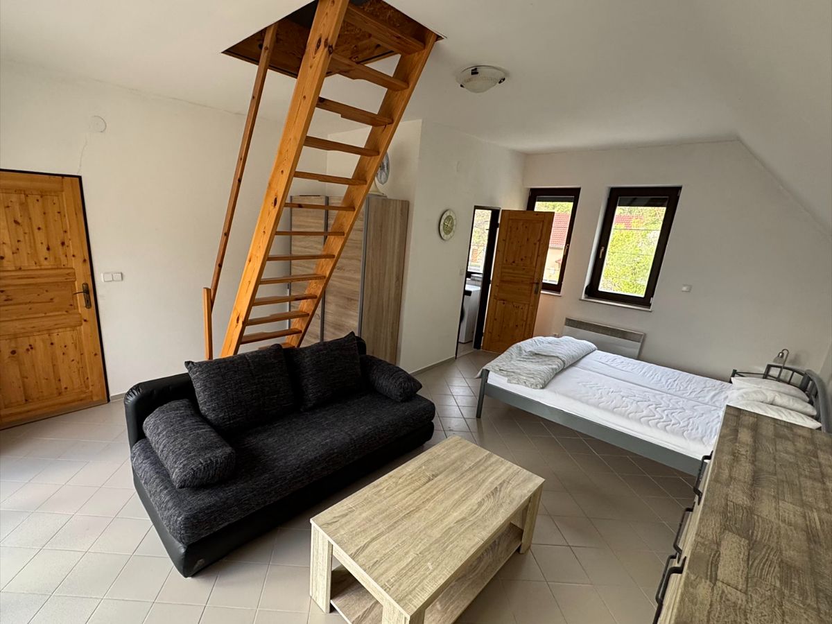 Prodej chalupy 130 m², pozemek 150 m² – fotografie 4