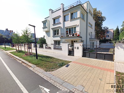 Pronájem bytu 4+1 117 m²