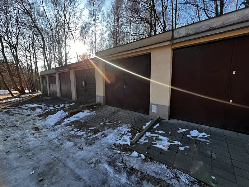 Pronájem garáže 19 m², Liberec – náhled fotky 2