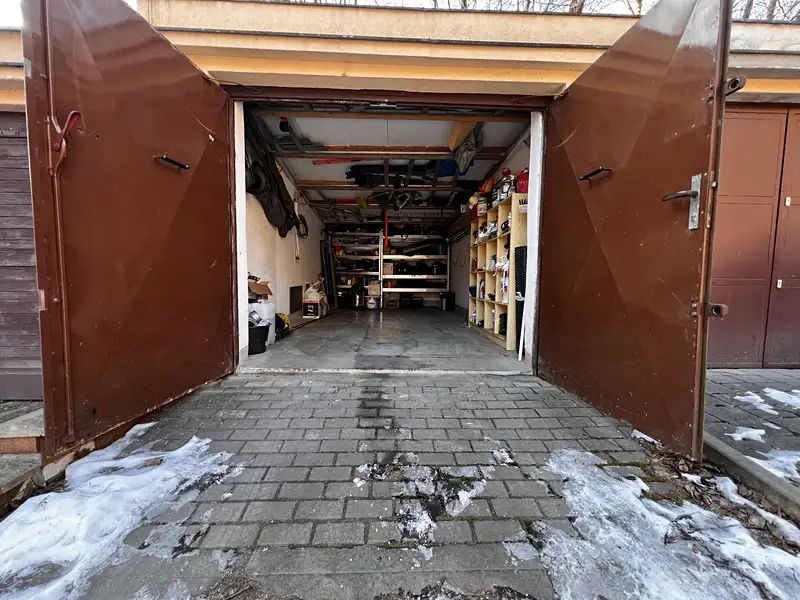 Pronájem garáže 19 m², Liberec – náhled fotky 3
