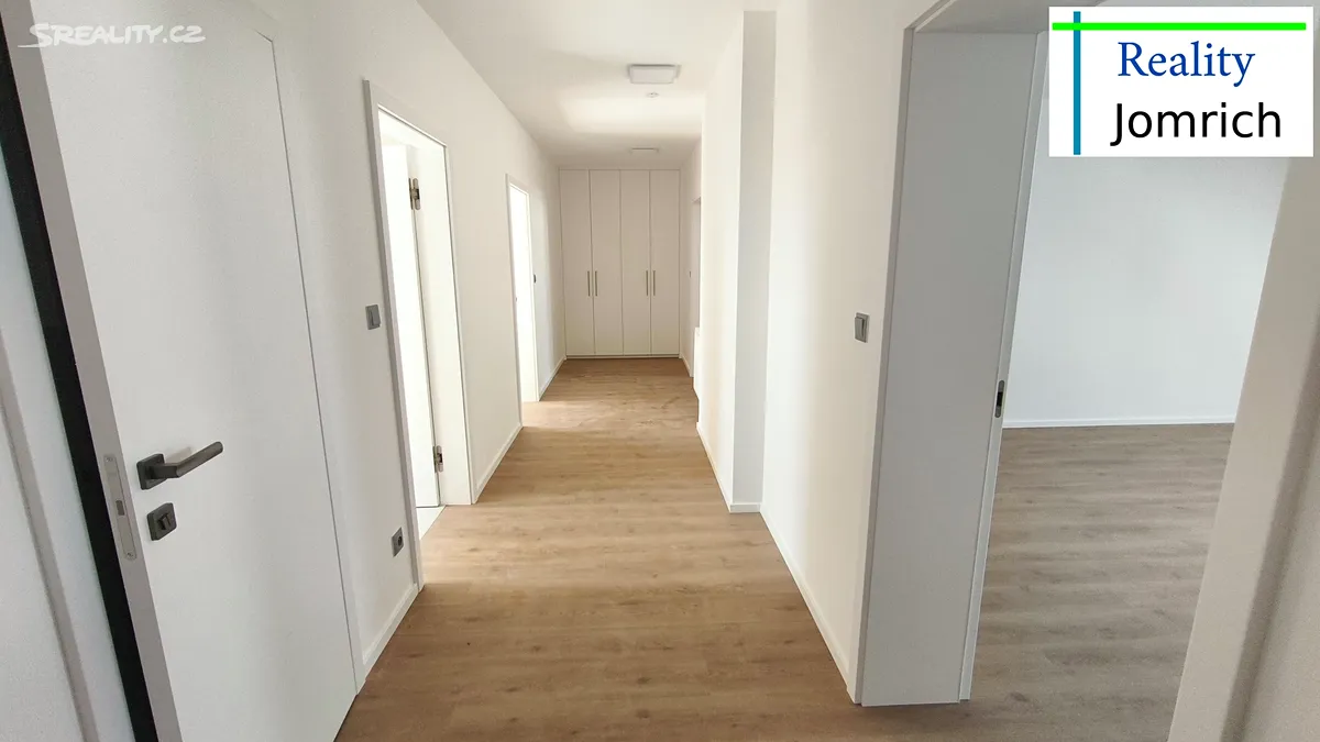 Pronájem bytu 3+kk 99 m² - Widok 2