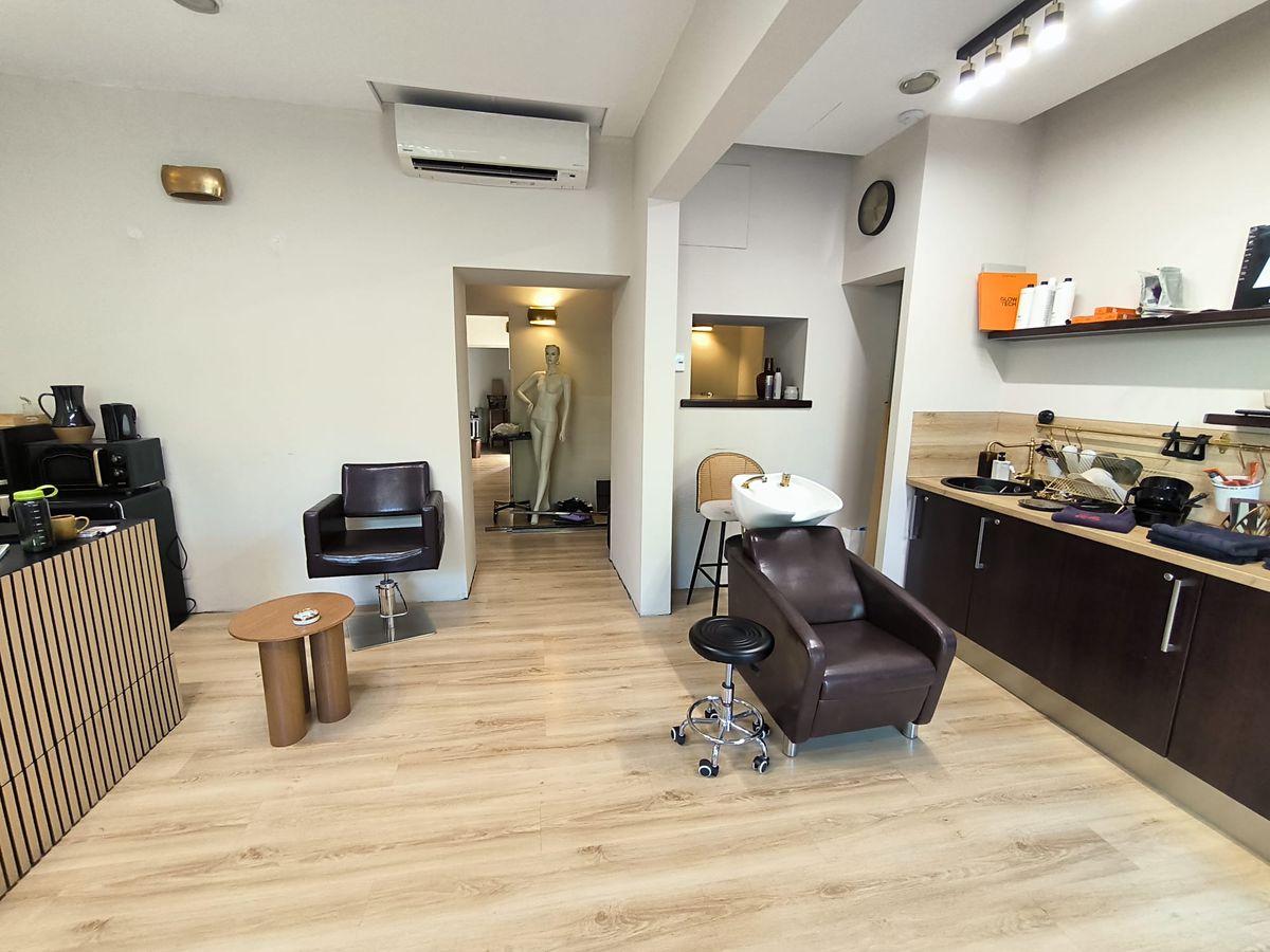 Pronájem obchodního prostoru 65 m² – fotografie 3