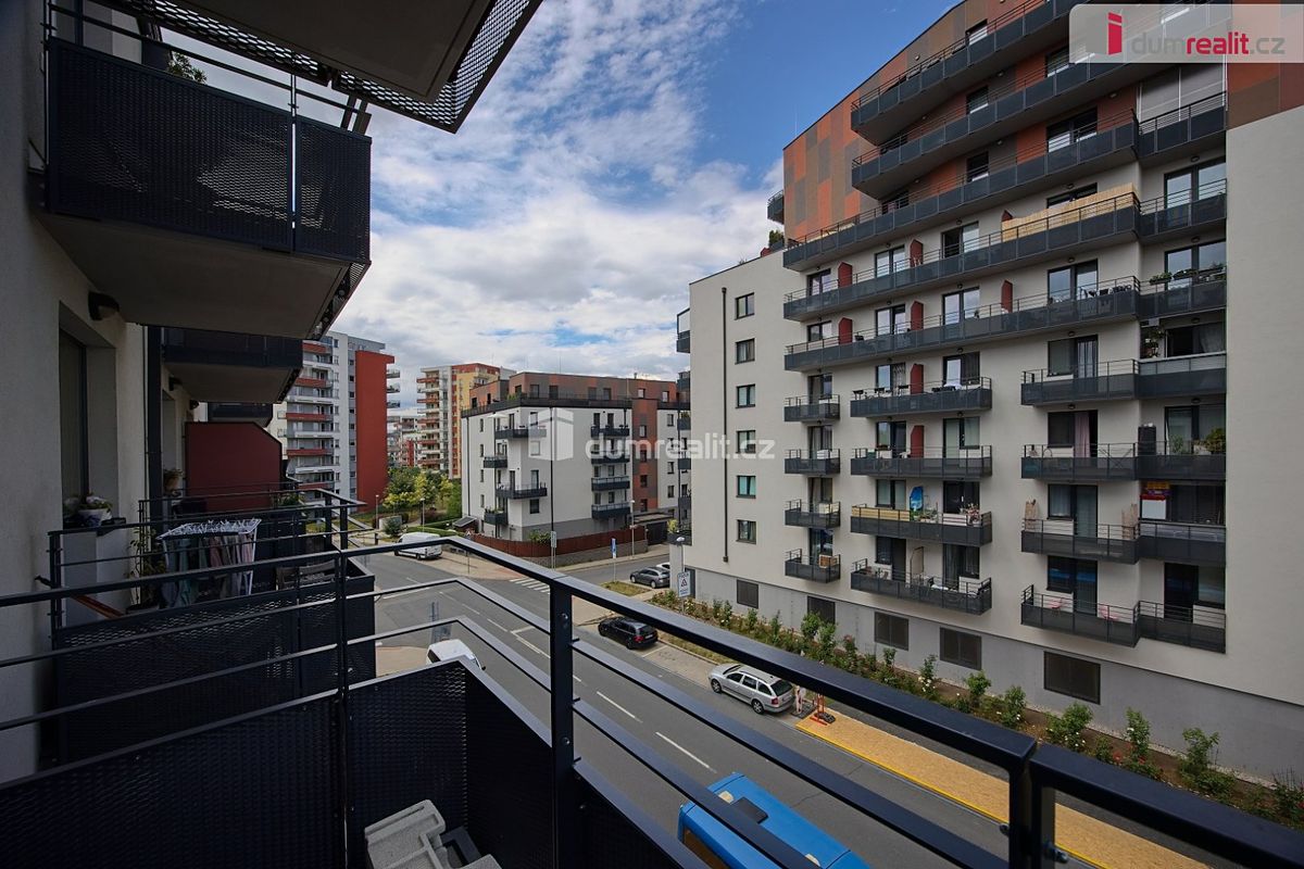 Pronájem bytu 2+kk 63 m²