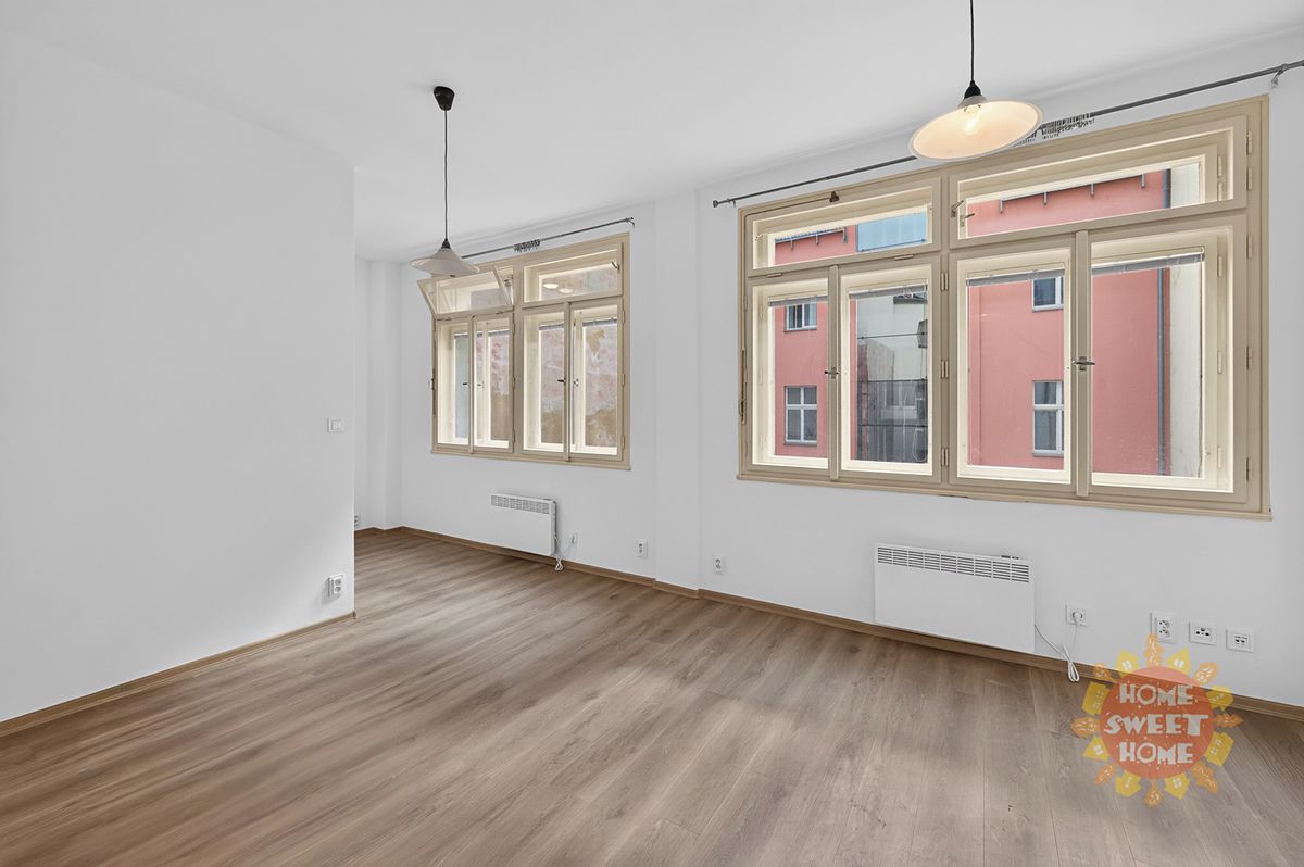 Pronájem bytu 1+kk 28 m²