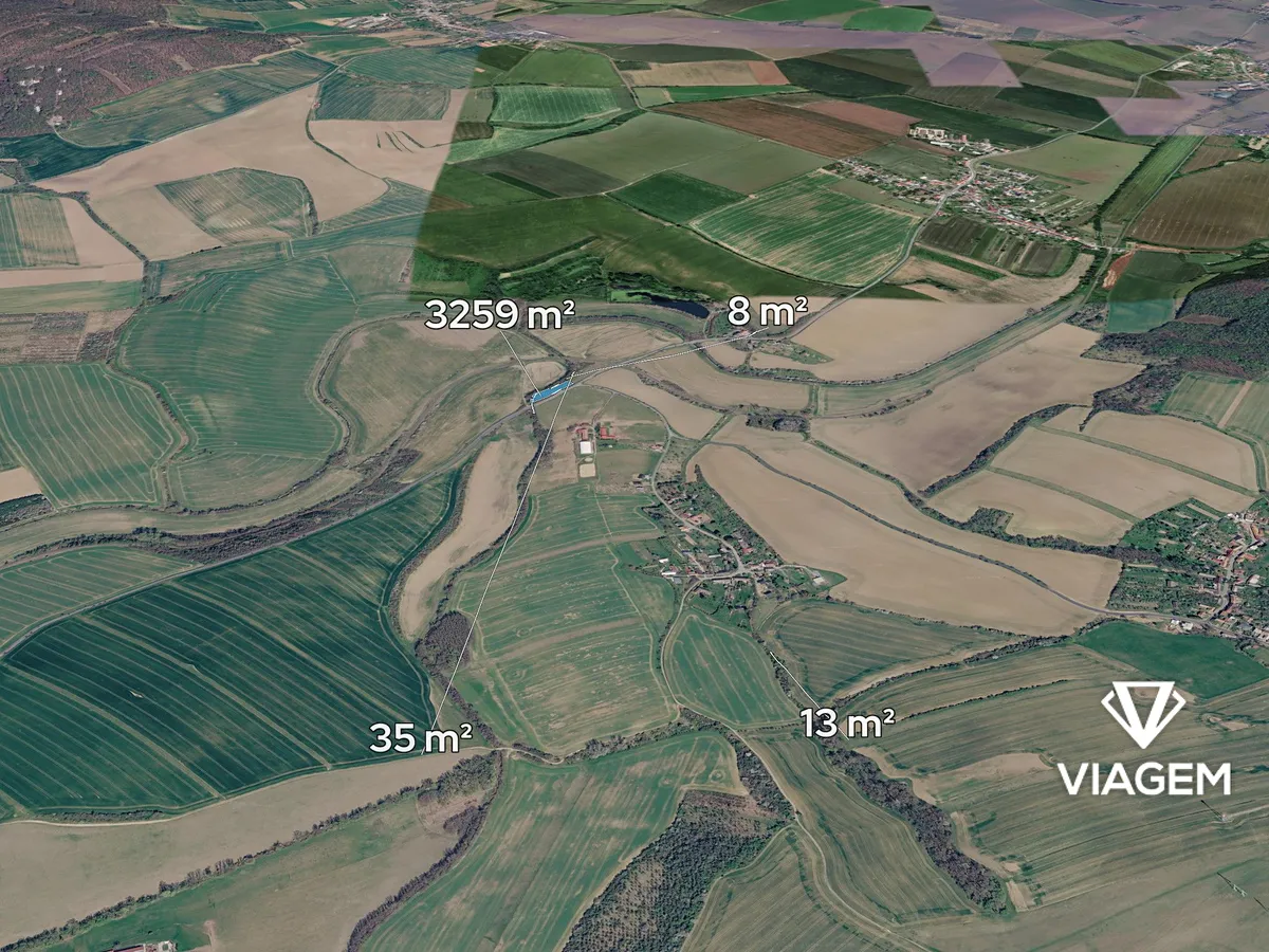 Prodej pole 716 m²