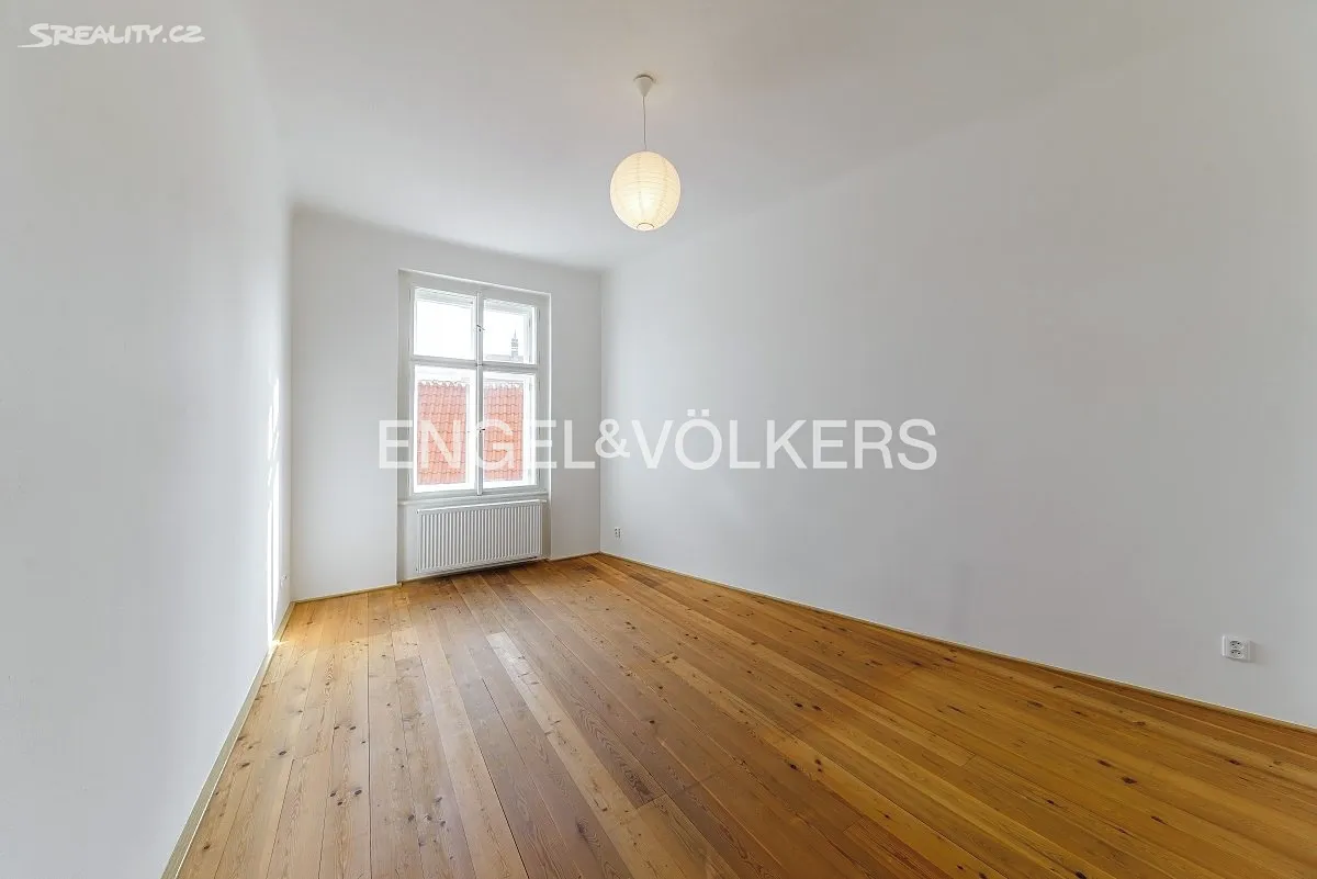 Pronájem bytu 3+kk 88 m² – další
