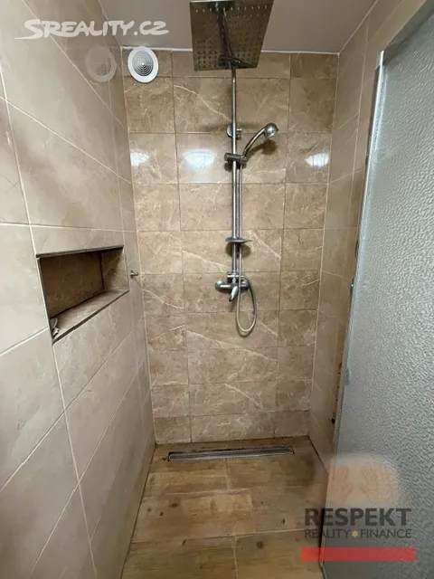 Prodej rodinného domu 204 m², pozemek 375 m² – pohled 6