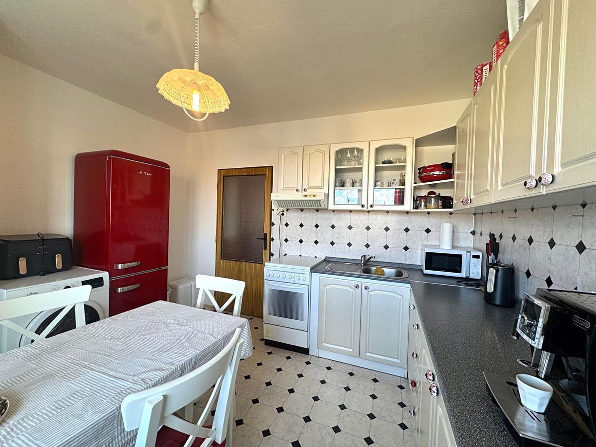 Prodej rodinného domu 154 m², pozemek 208 m² – fotografie 3