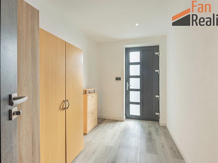 Prodej domu, 210 m² (35 z 47)