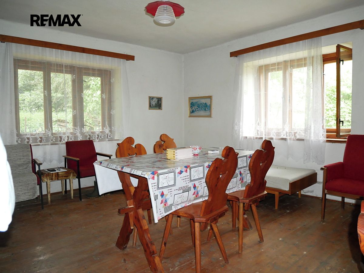Prodej rodinného domu 159 m², pozemek 15148 m² – fotografie 2