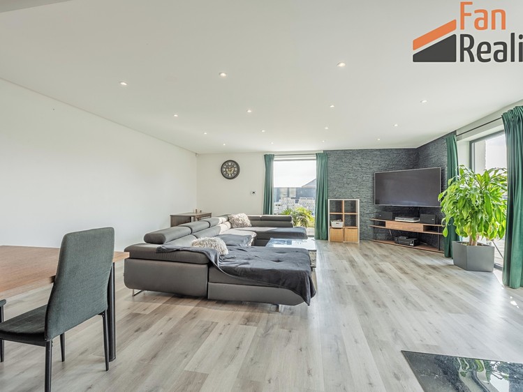 Prodej domu, 210 m² (31 z 47)