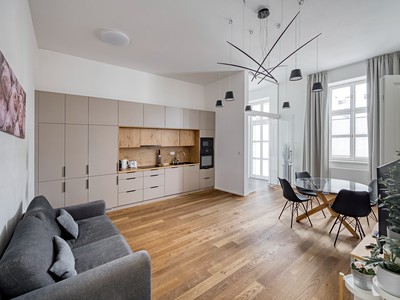 Prodej bytu 2+kk, 60 m² (2 z 16)