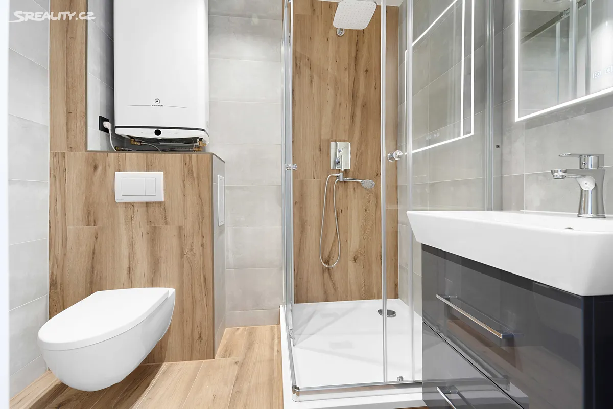 Prodej bytu 2+kk 47 m² – pohled 3