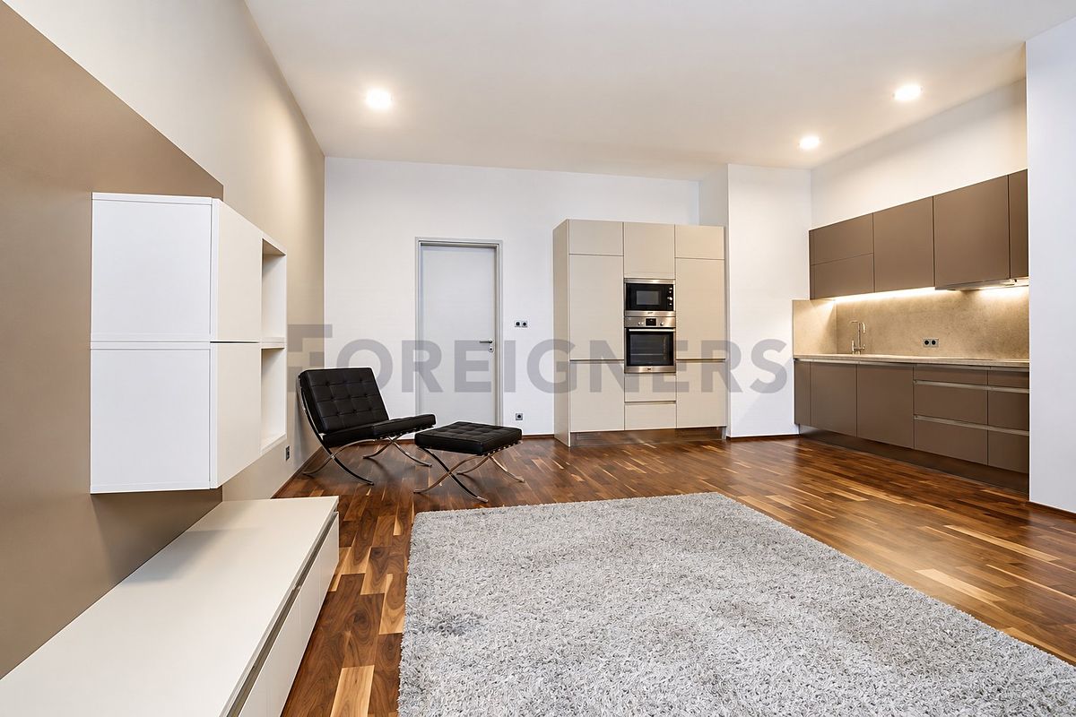 Pronájem bytu 2+kk 69 m²