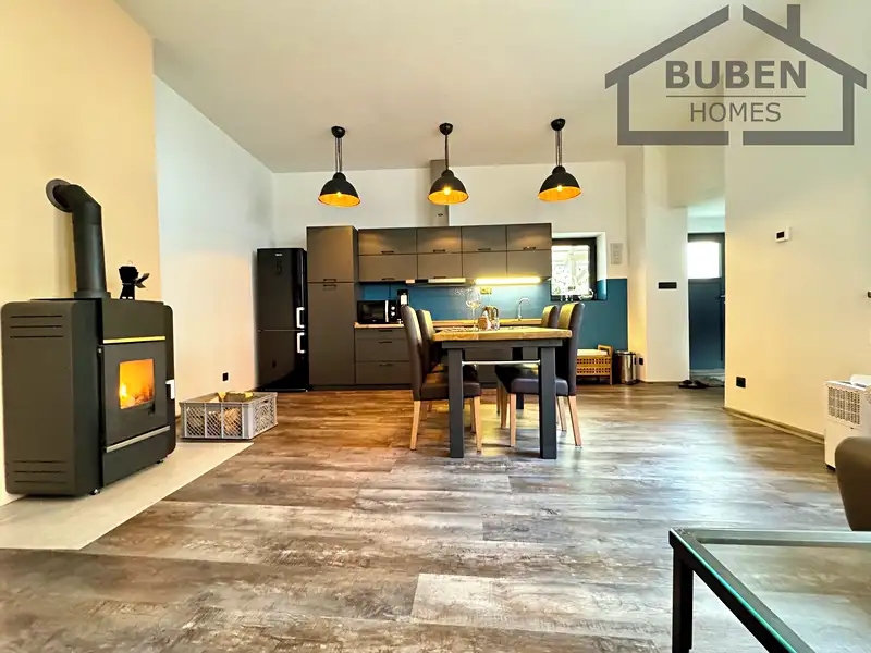 Prodej rodinného domu 220 m², pozemek 421 m², Tachov – náhled fotky 3