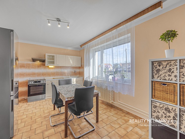 Prodej domu, 393 m² (13 z 41)