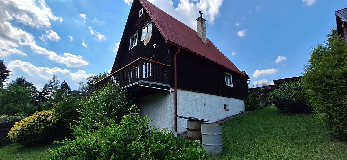 Prodej chaty 62 m², pozemek 648 m² – fotografie 2