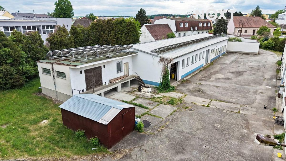 Prodej skladového prostoru 490 m² – fotografie 2