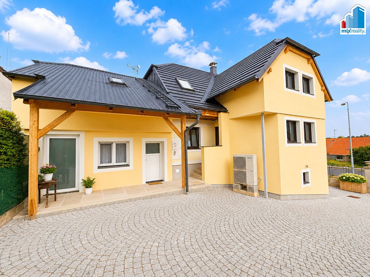 Pronájem bytu 2+kk 38 m²