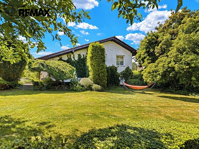 Prodej  rodinného domu 186 m², pozemek 1 033 m²