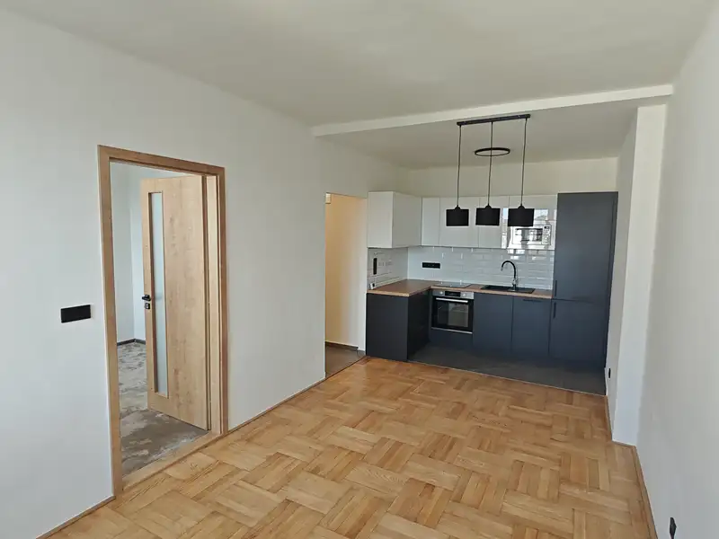 Prodej bytu 2+kk, 49 m², Hradec Králové