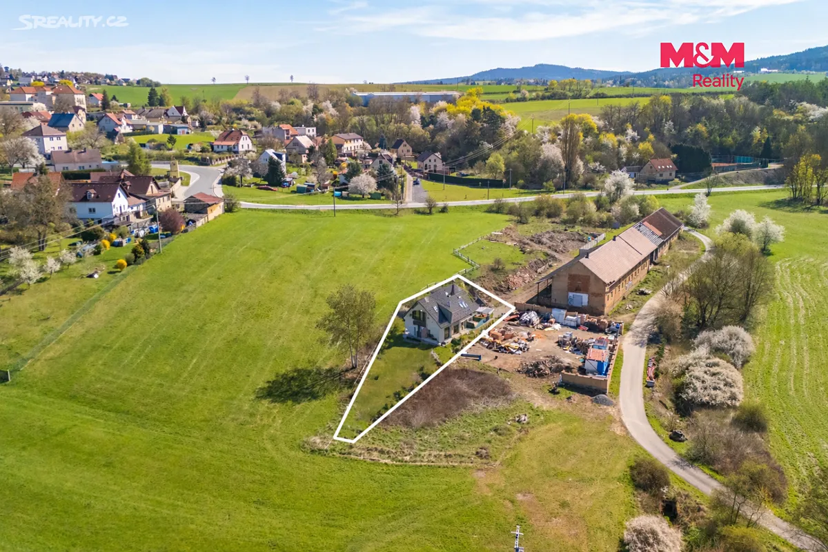Prodej stavebního pozemku 775 m² – pohled 4