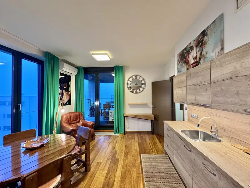 Pronájem bytu 2+kk 72 m², Praha – náhled fotky 3