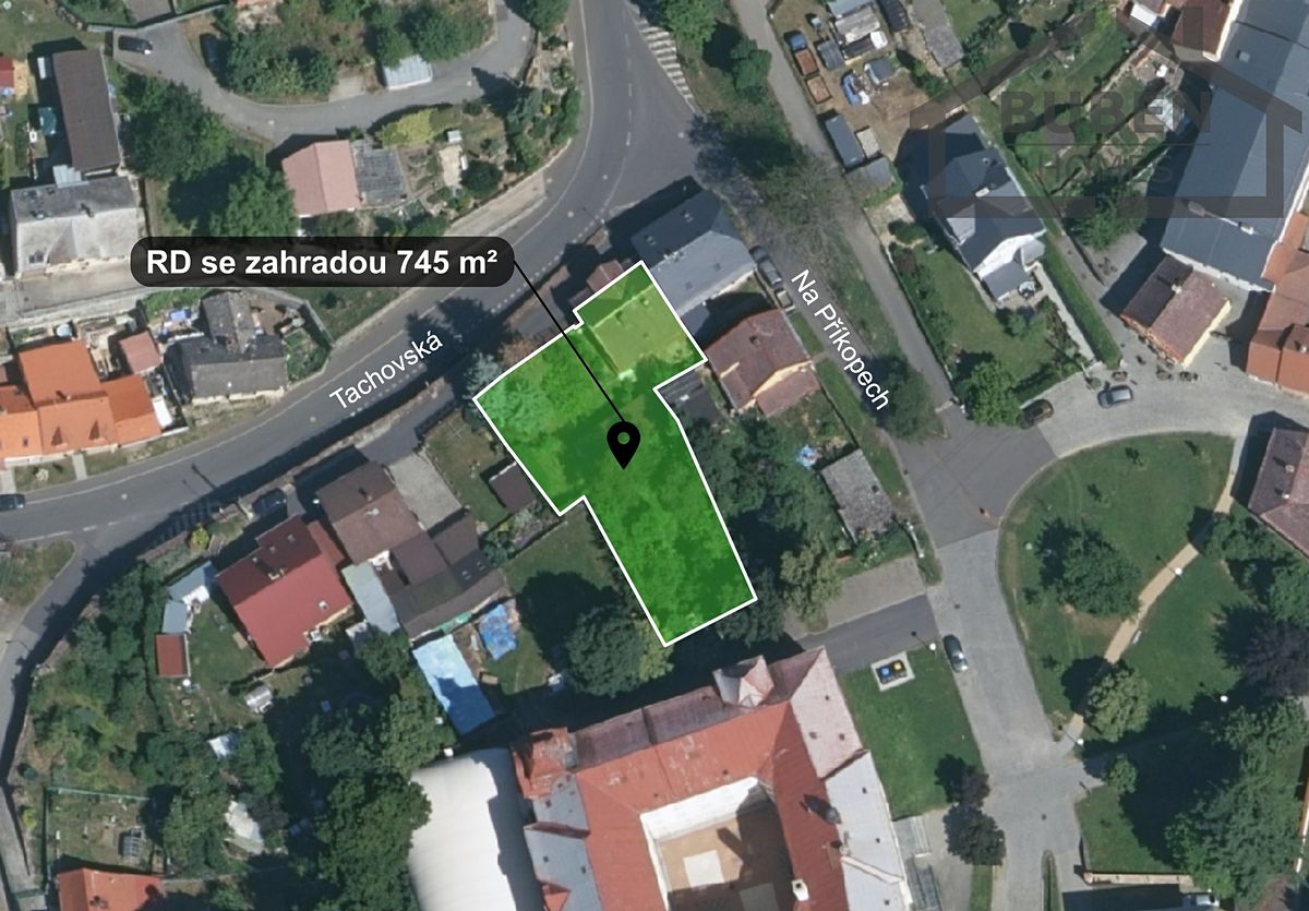 Prodej rodinného domu 180 m², pozemek 745 m² – fotografie 2