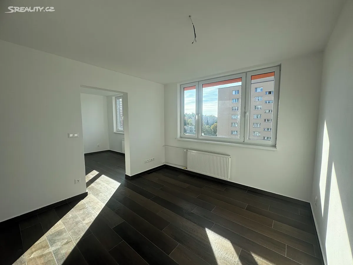 Pronájem bytu 1+1 34 m² - Więcej