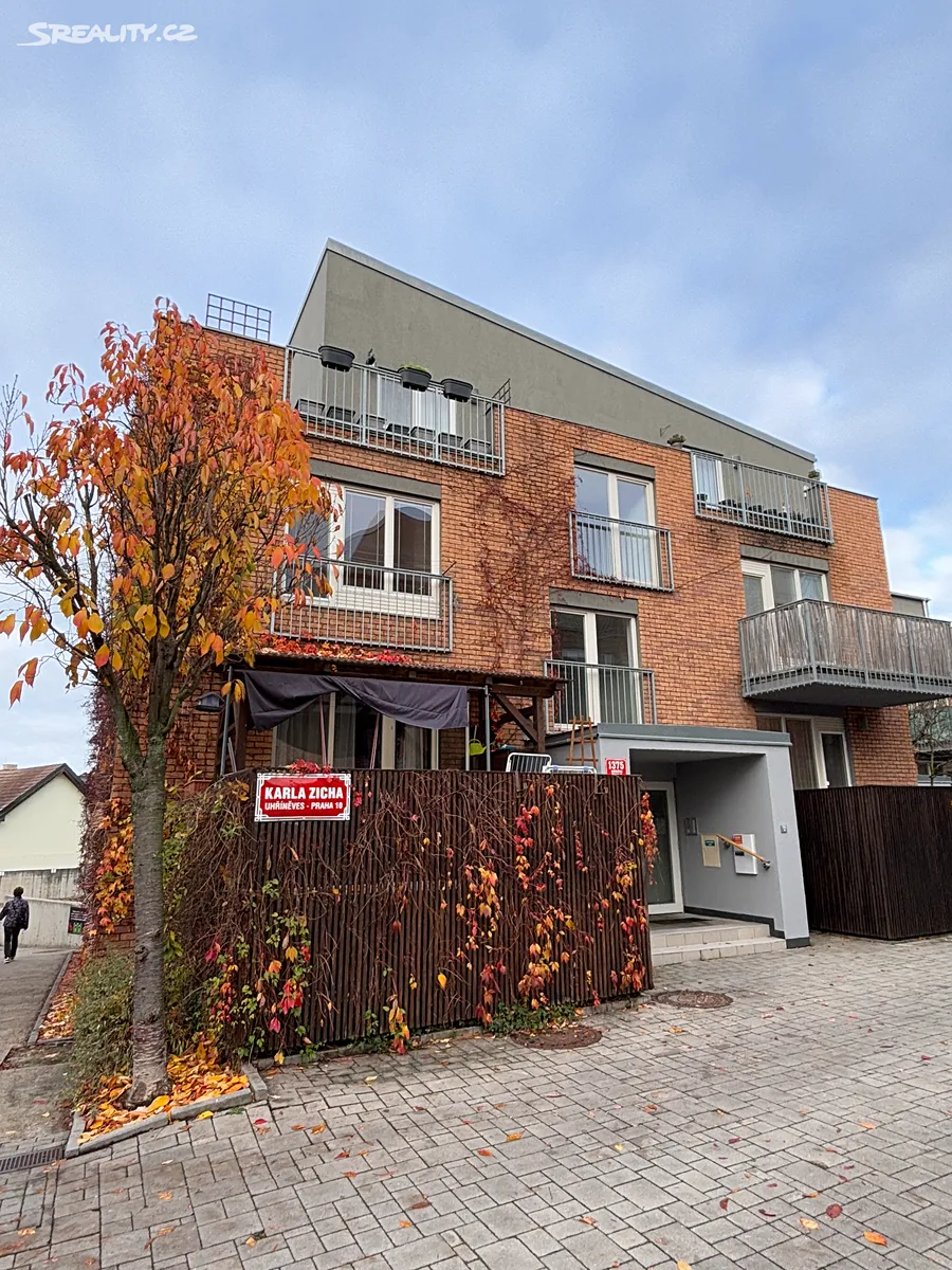 Pronájem bytu 2+kk 65 m², Praha