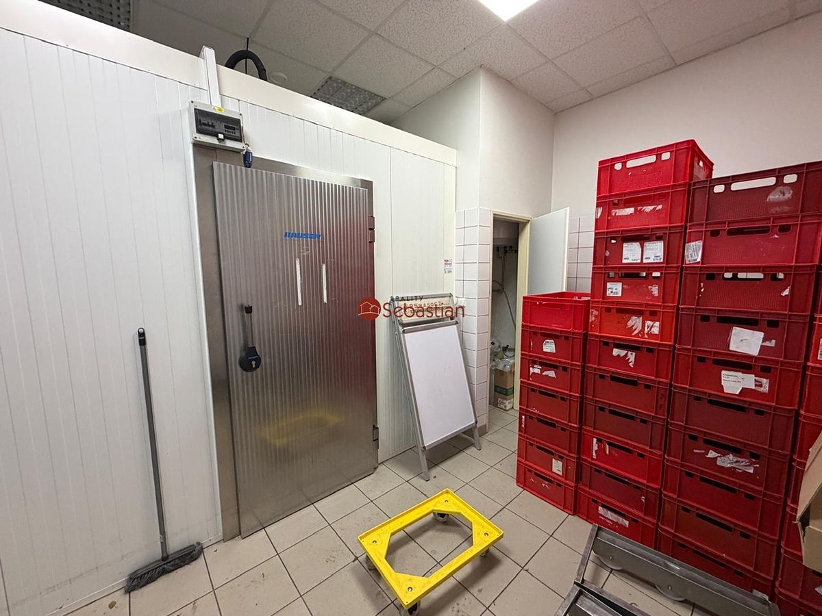 Pronájem skladového prostoru 21 m² – fotografie 3