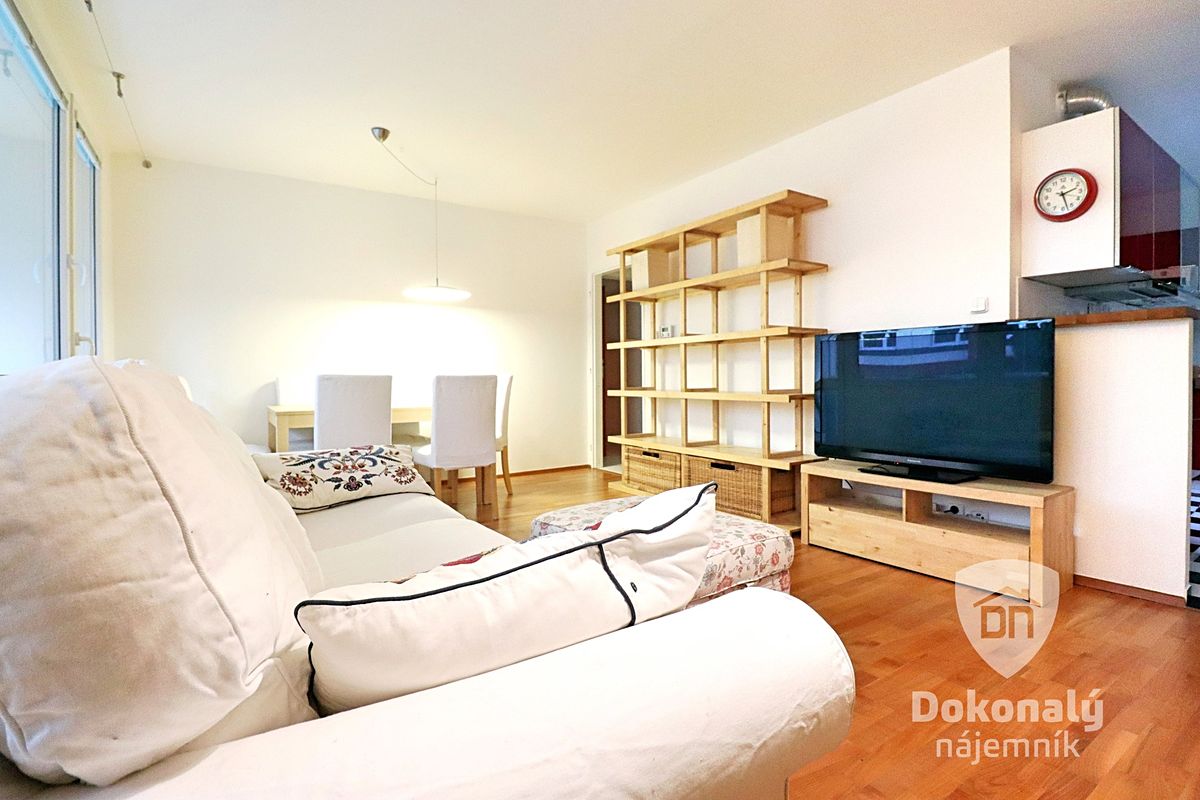 Pronájem bytu 4+kk 84 m²