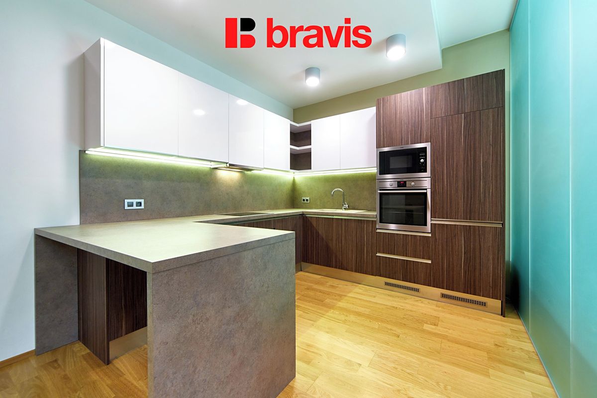 Pronájem bytu 3+kk 82 m²